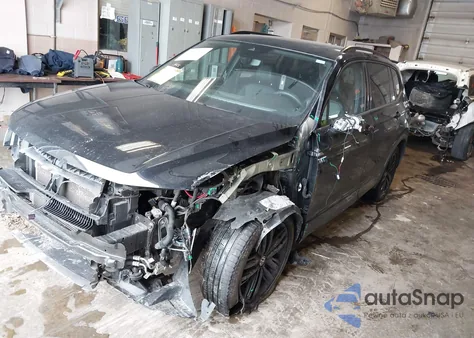 2022 Volkswagen Tiguan 2.0T Se R-Line Black из США, поврежденный, VIN 3VV8B7AX5NM058788